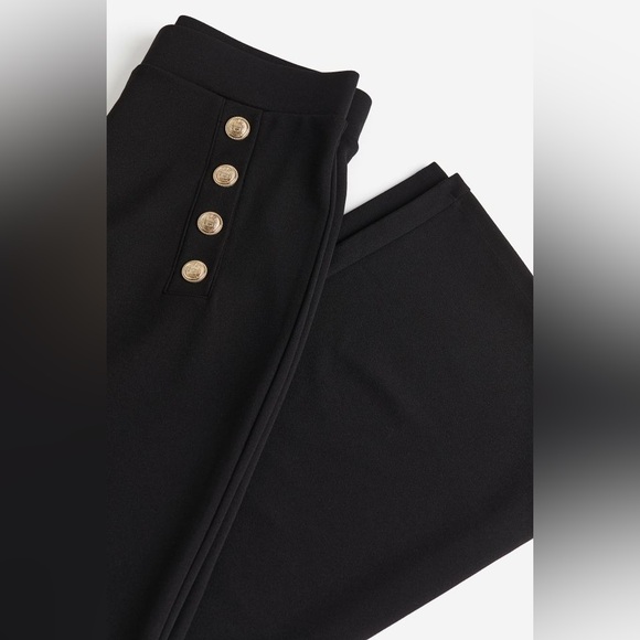 H&M Trousers in heavy jersey. High waist with concealed elastication - Picture 2 of 9